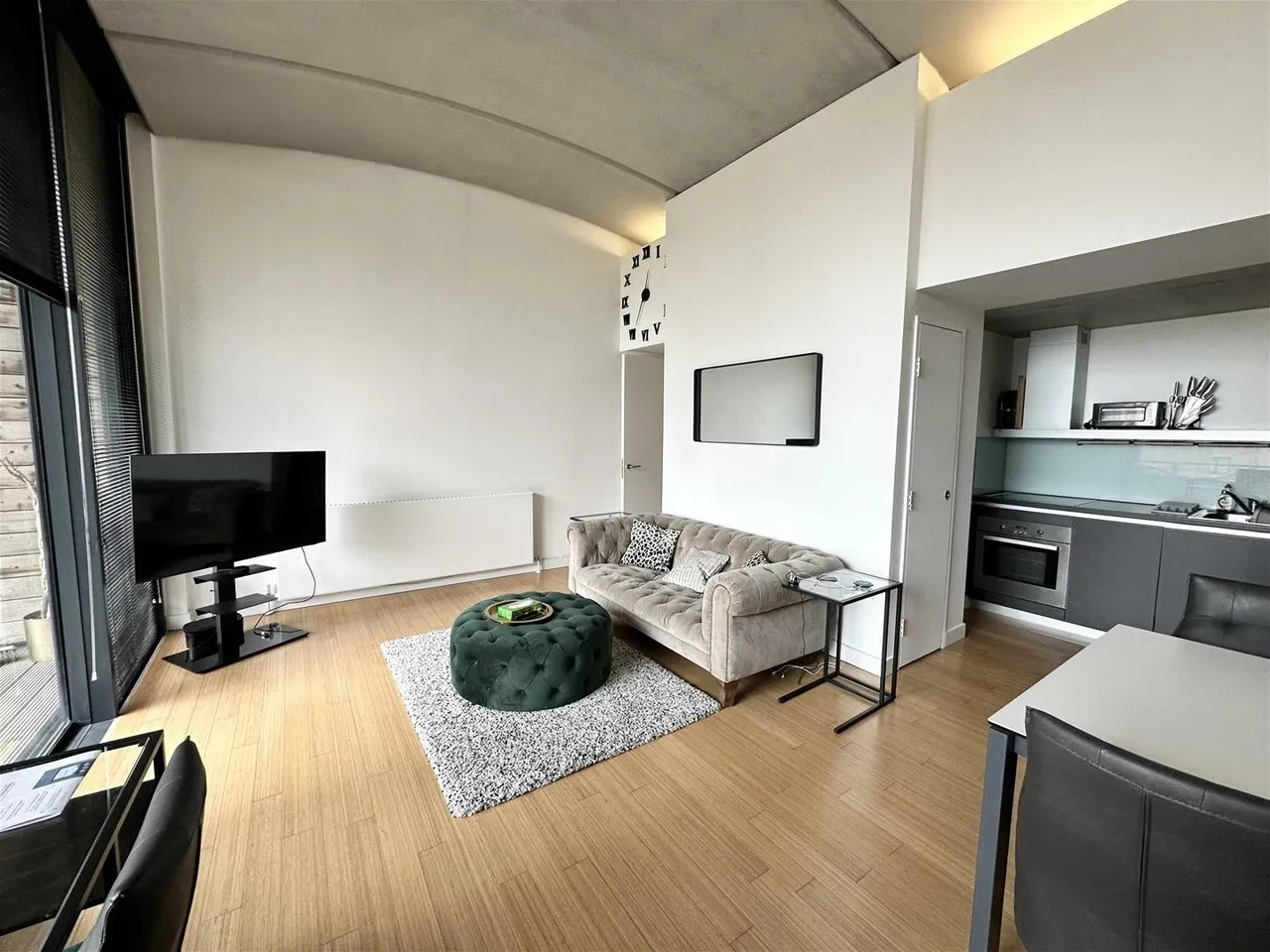 Woodfield Road, Altrincham WA14 4RB, photo 2