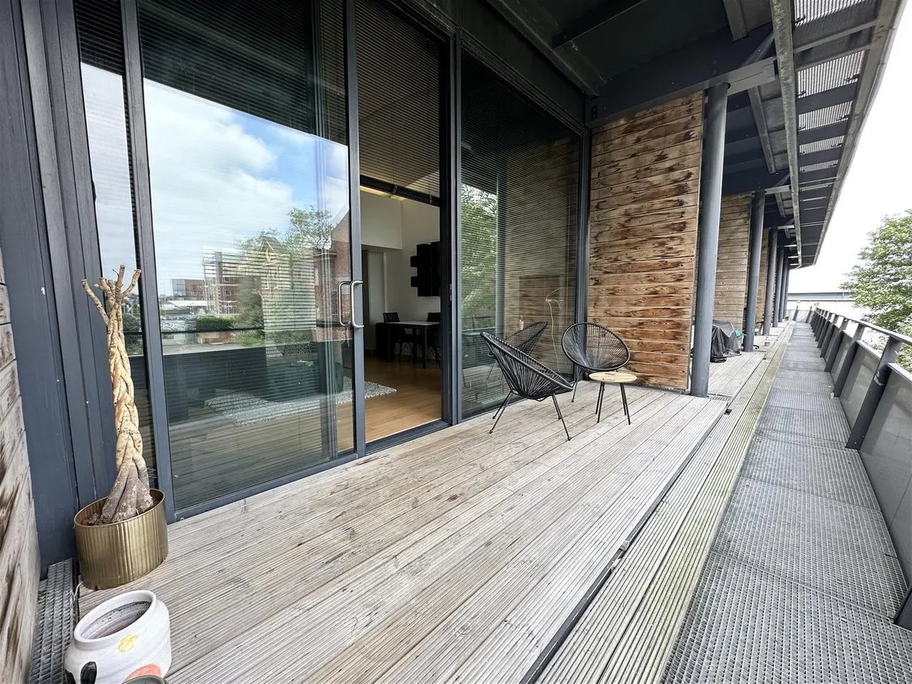 Woodfield Road, Altrincham WA14 4RB, photo 8
