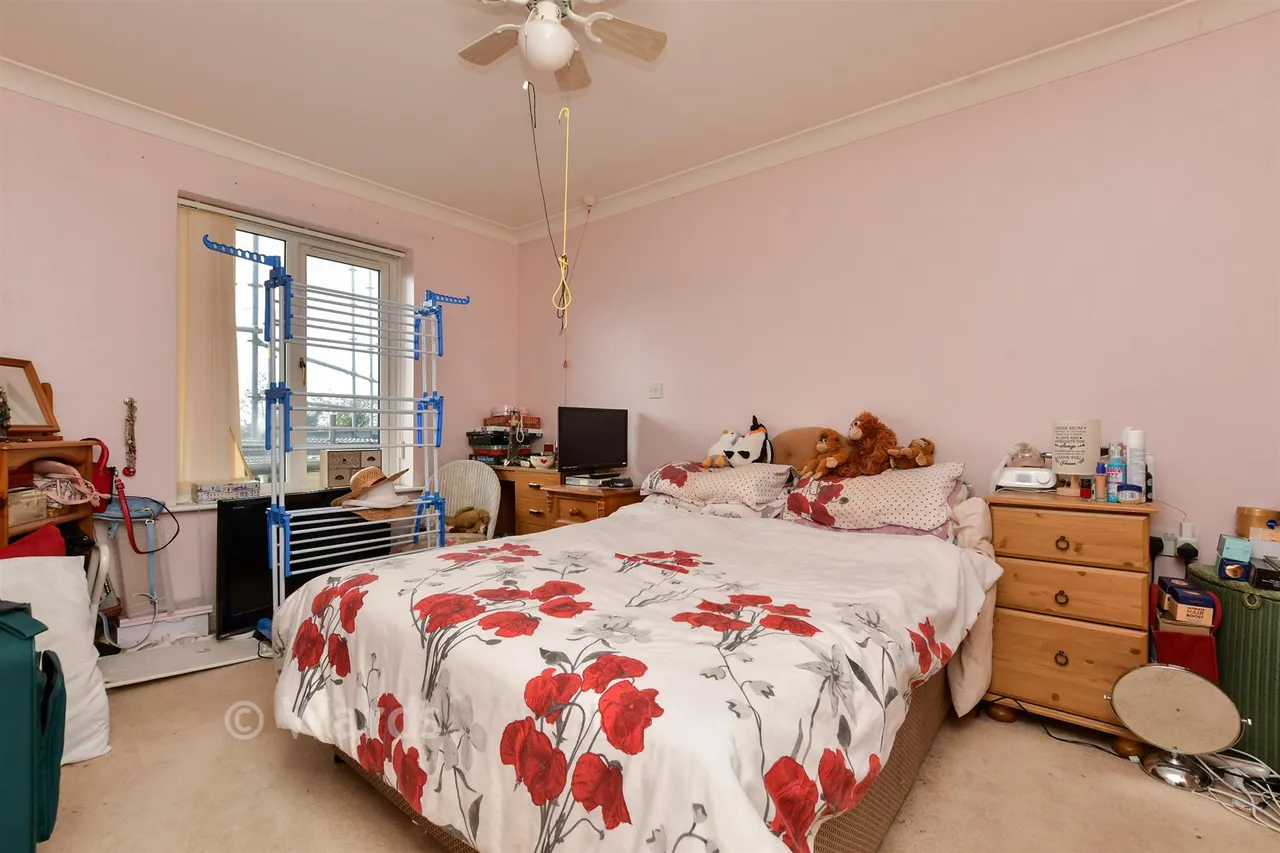 Lyell Road, Birchington, CT7, photo 5