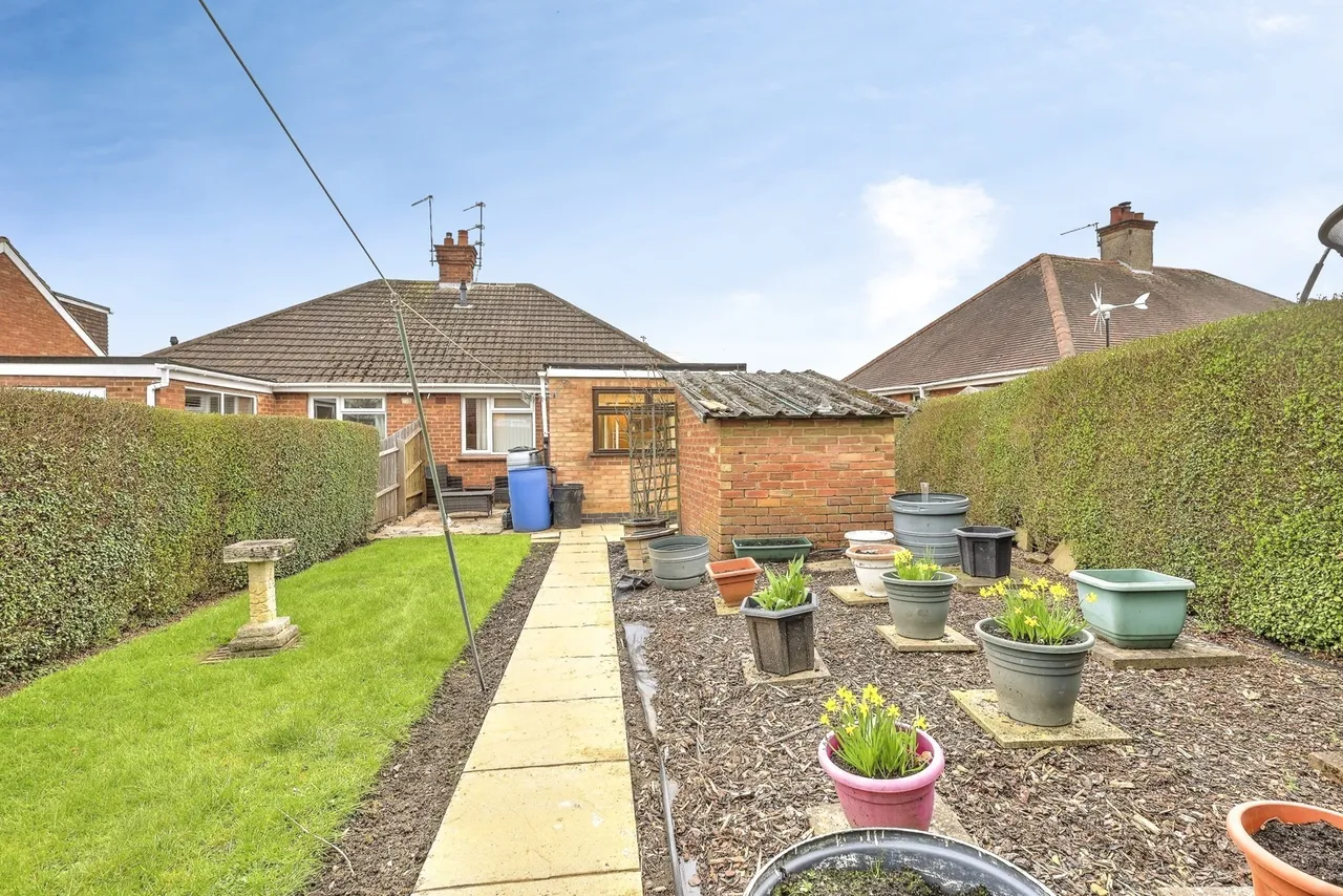 Cameron Drive, Northampton, Northamptonshire, NN5, photo 14