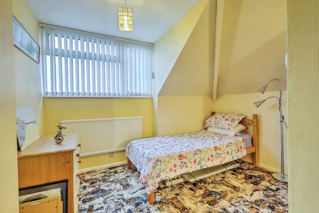 Cameron Drive, Northampton, Northamptonshire, NN5, photo 9