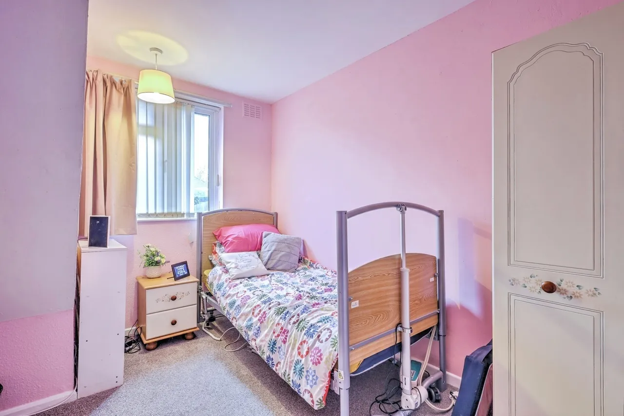 Cameron Drive, Northampton, Northamptonshire, NN5, photo 7