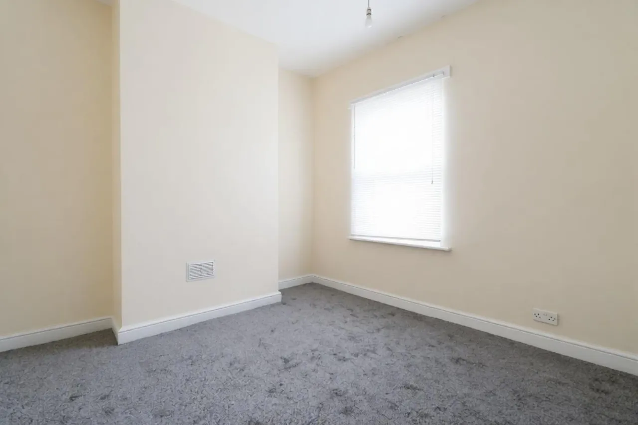 Elenora Street, Stoke-On-Trent, photo 8