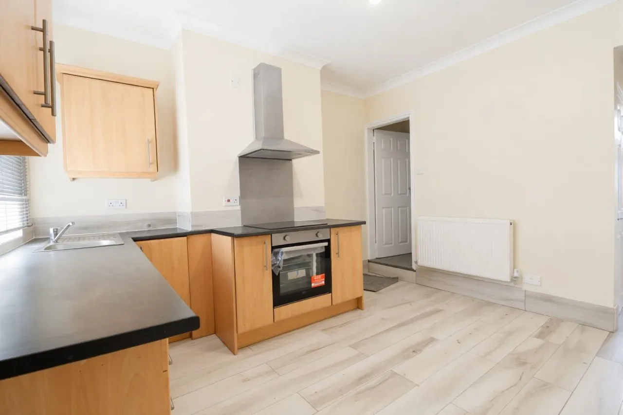Elenora Street, Stoke-On-Trent, photo 5
