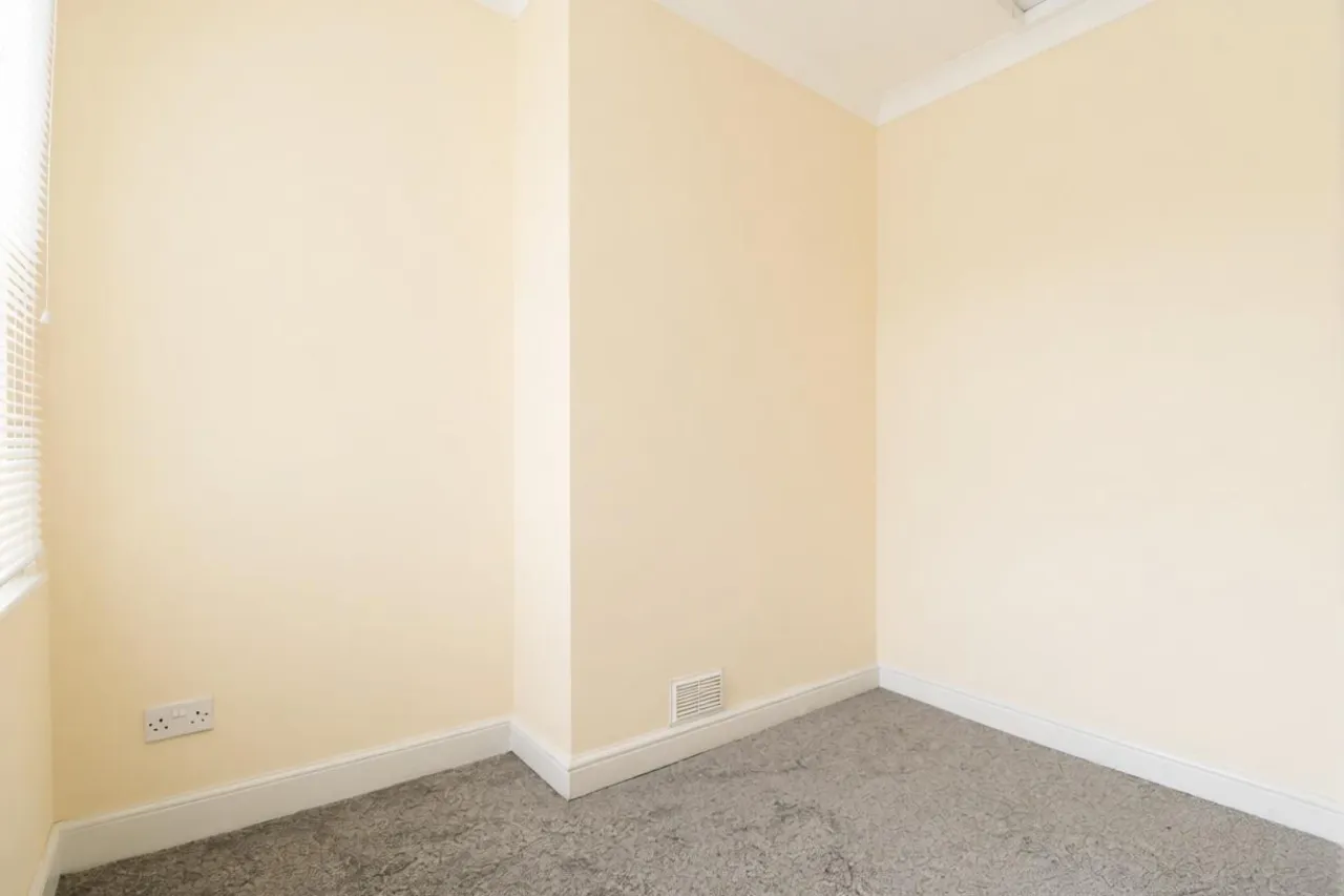 Elenora Street, Stoke-On-Trent, photo 11