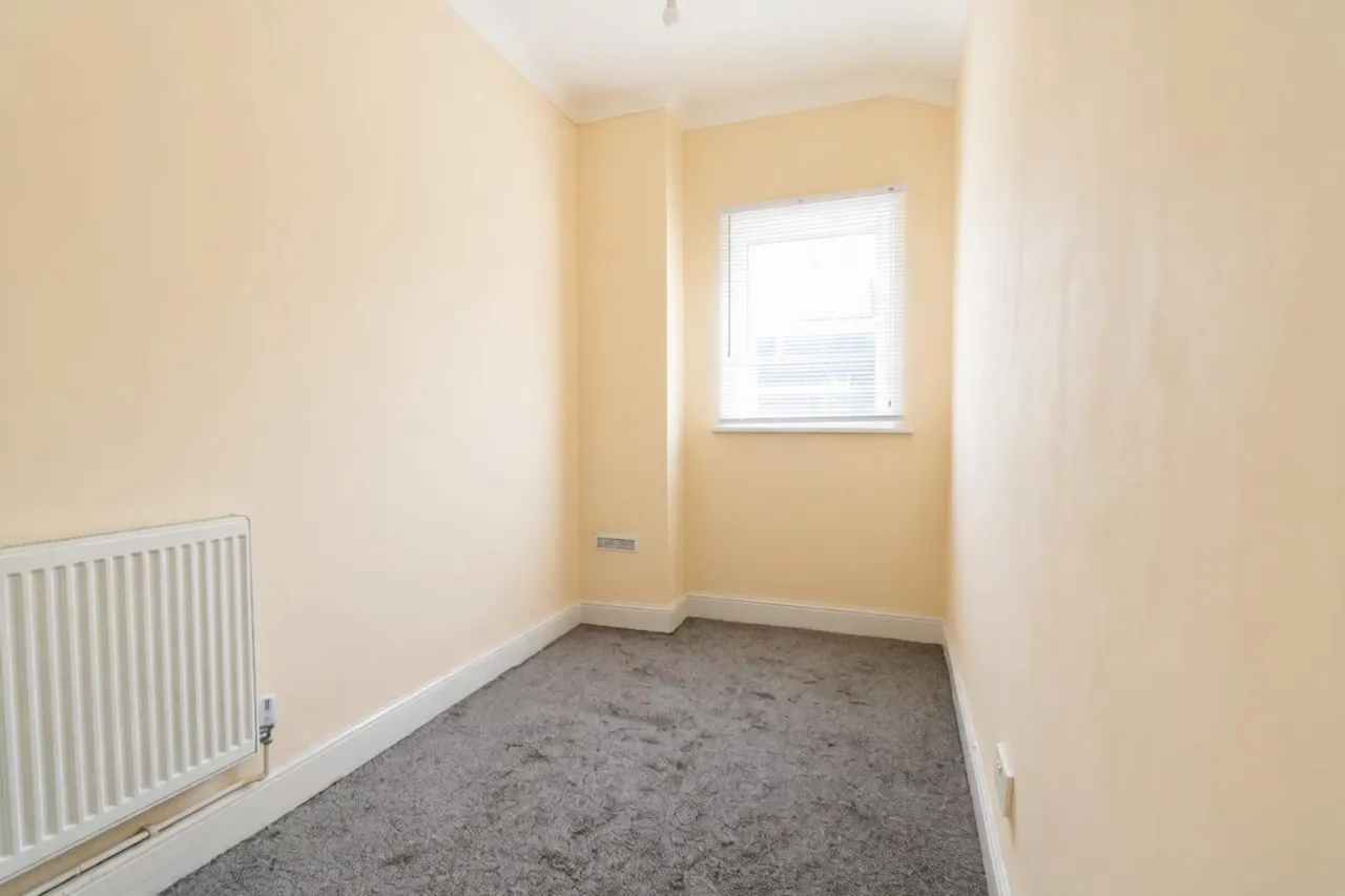 Elenora Street, Stoke-On-Trent, photo 15