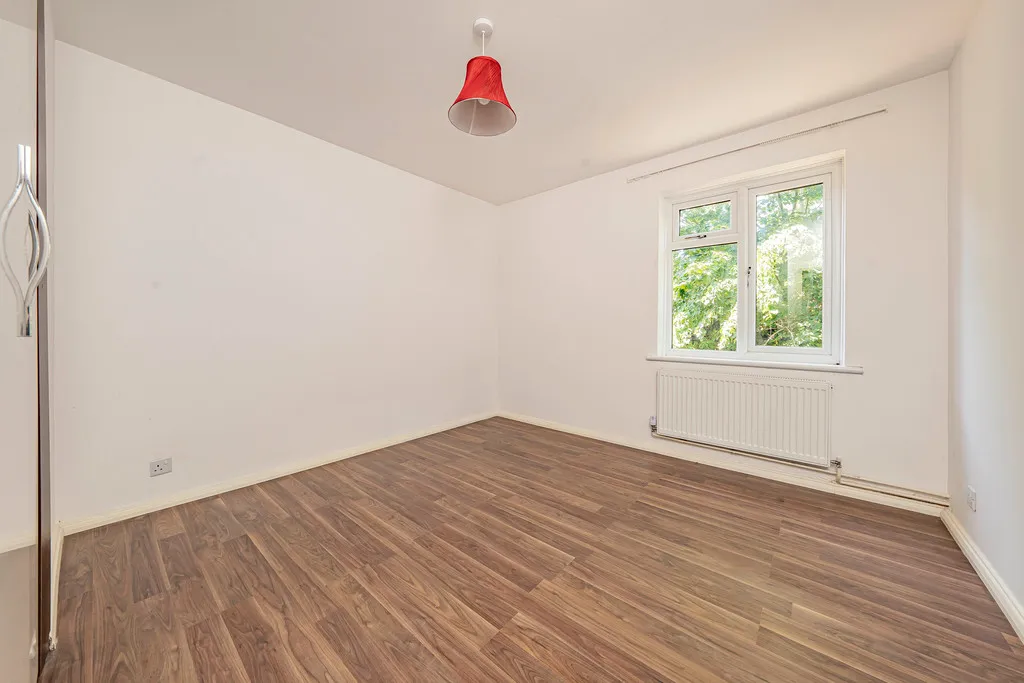 Hetherington Way, Ickenham, UB10, photo 18