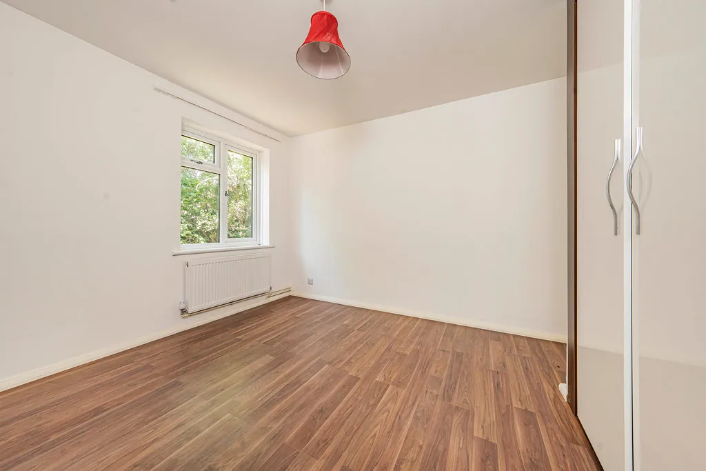 Hetherington Way, Ickenham, UB10, photo 19