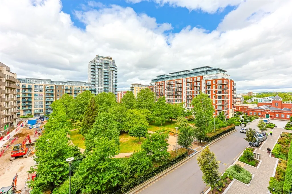 Beaufort Square, Beaufort Park, NW9, photo 10