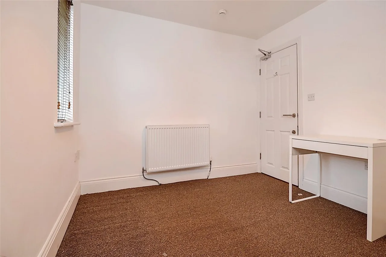 Marton Road, Middlesbrough, North Yorkshire, TS4, photo 7