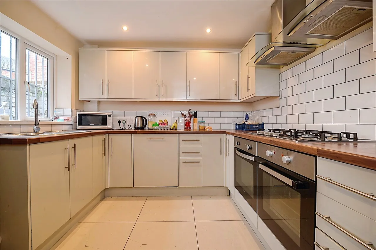 Marton Road, Middlesbrough, North Yorkshire, TS4, photo 10