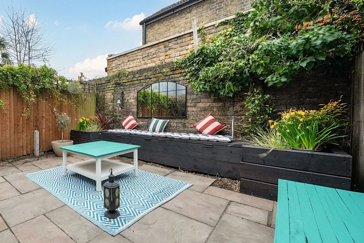 Furzefield Road, SE3, photo 3