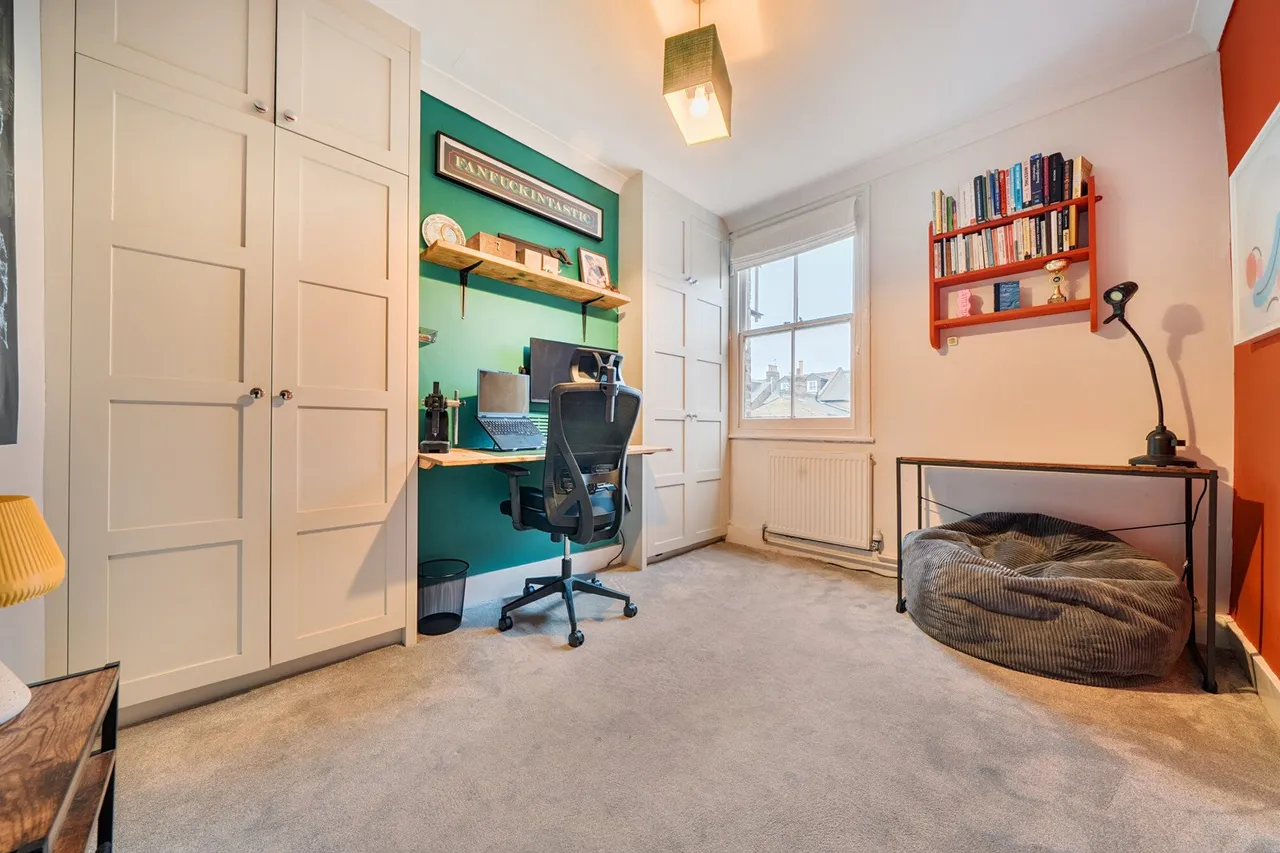 Furzefield Road, SE3, photo 13