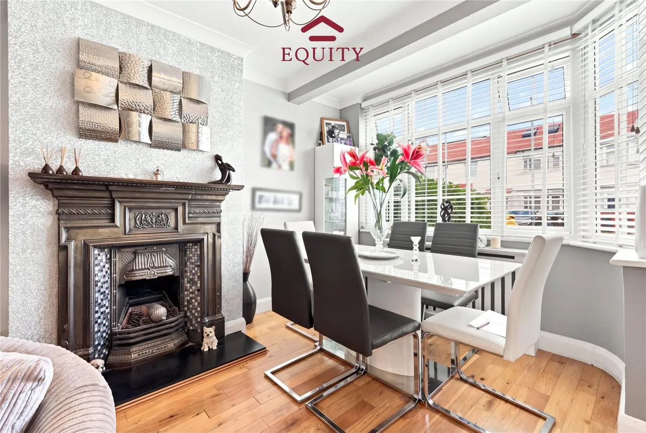 Carisbrook Close, Enfield, photo 5
