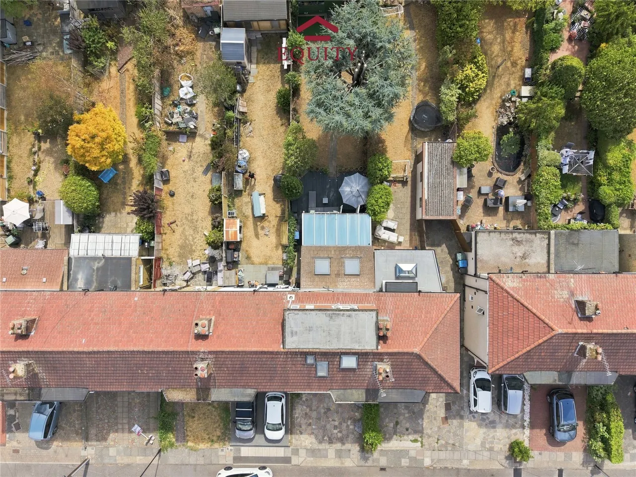Carisbrook Close, Enfield, photo 2