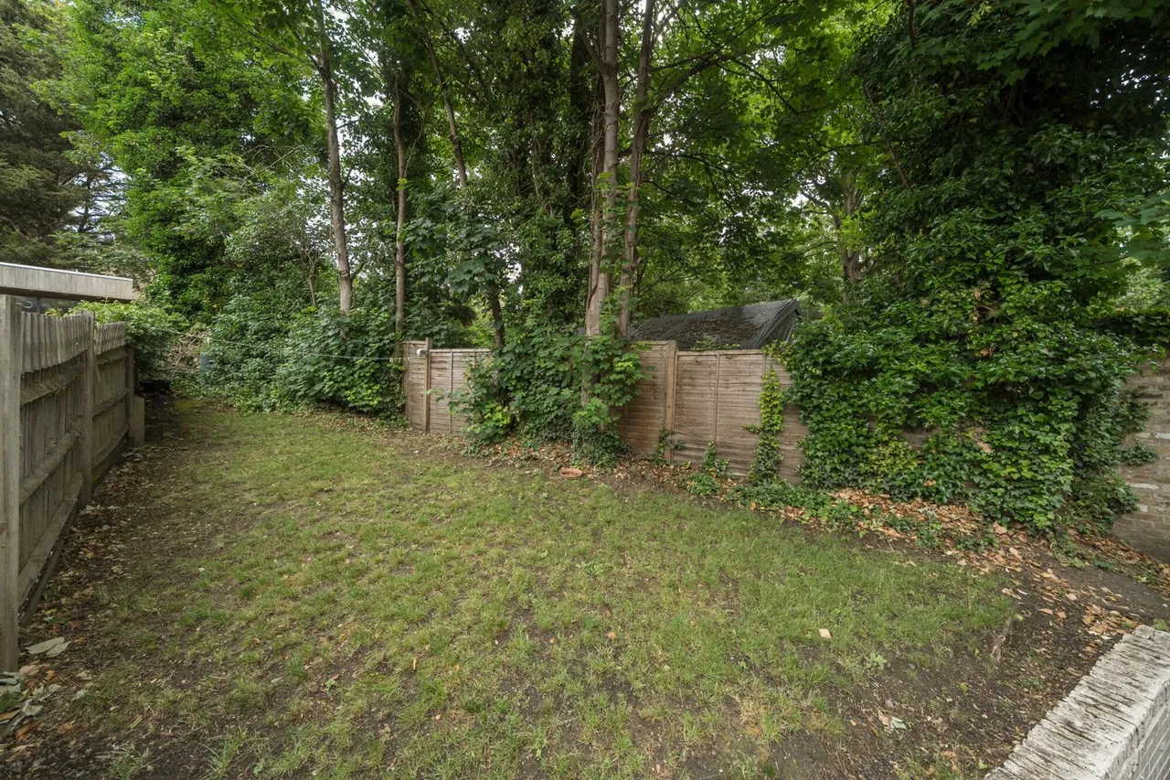 Lewisham Road, SE13, photo 9