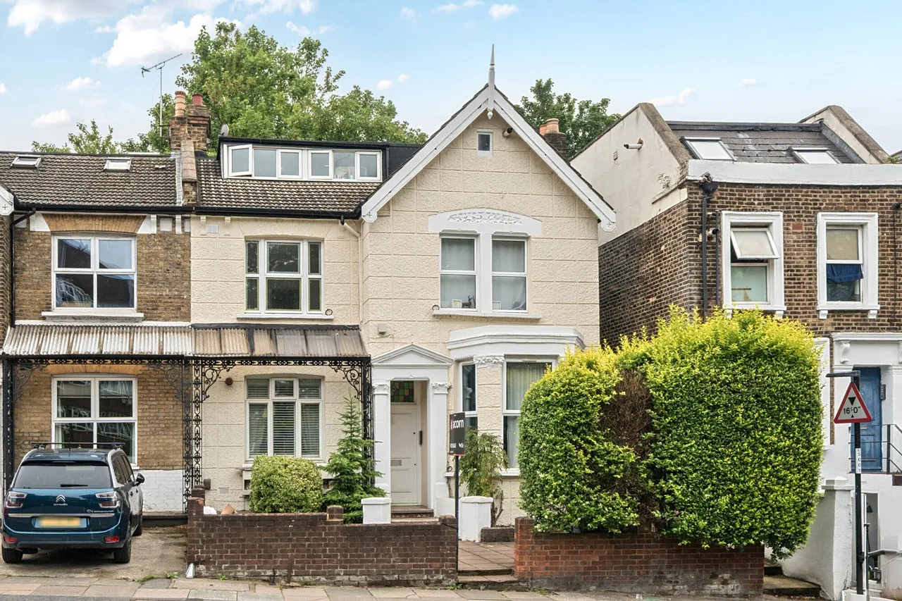 1 bed flat for sale — Lewisham Road, SE13