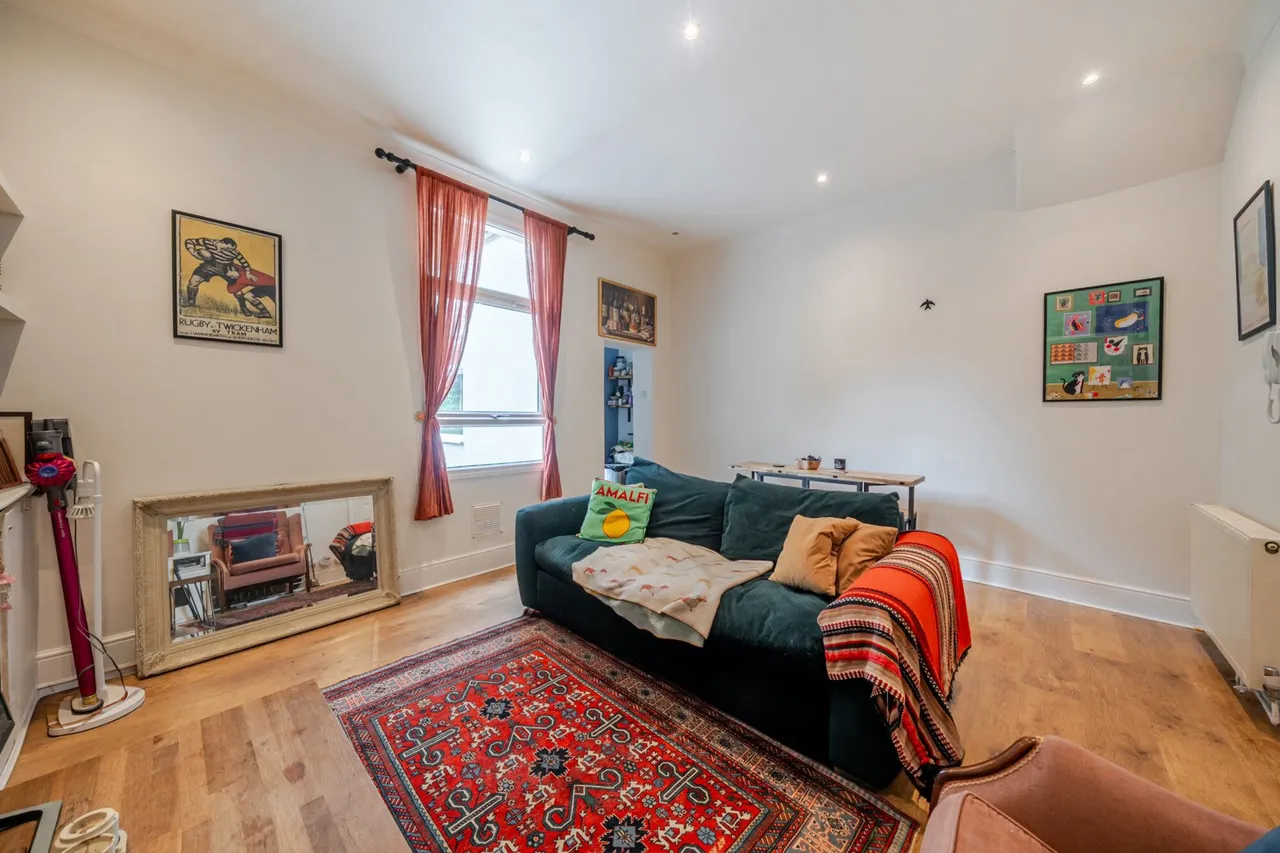 Lewisham Road, SE13, photo 7