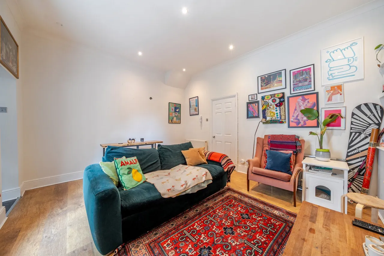 Lewisham Road, SE13, photo 10