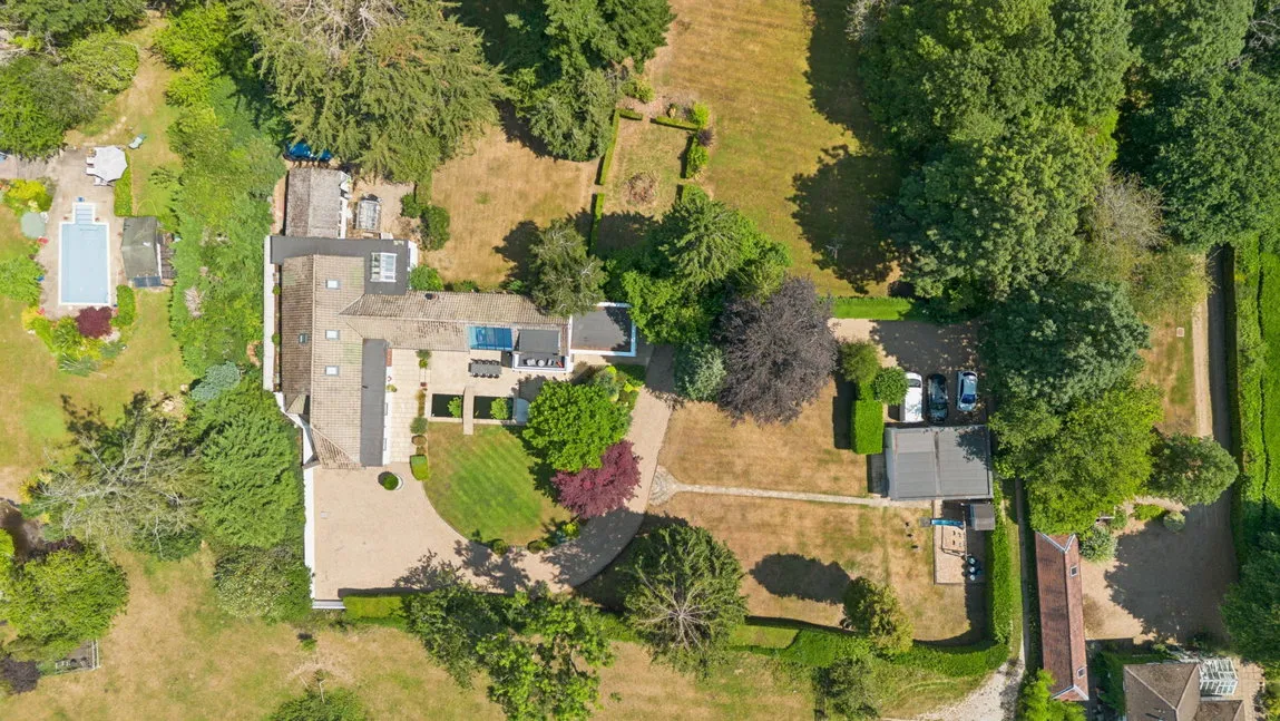 Nottingham Road, Chorleywood, WD3, photo 23