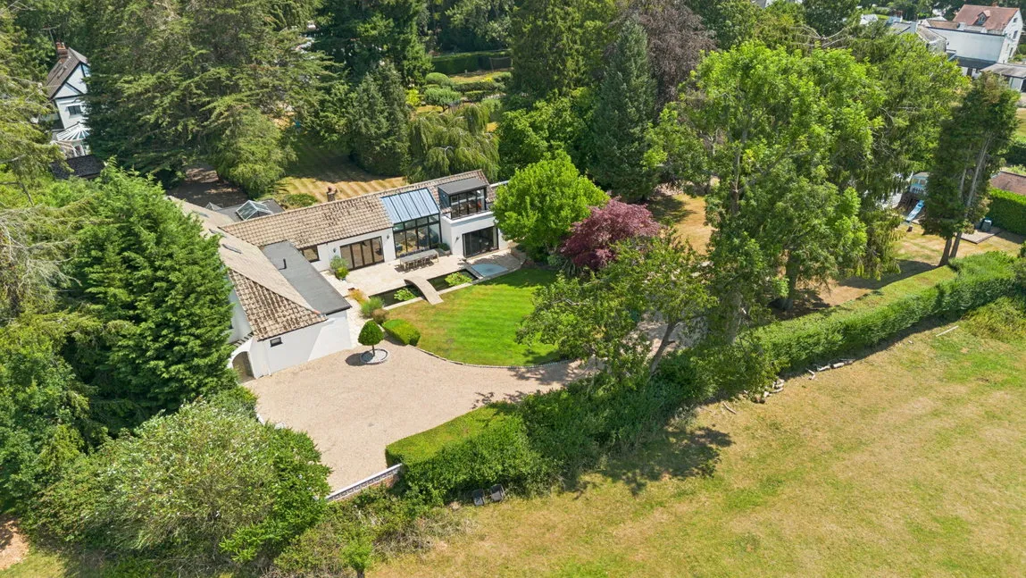 Nottingham Road, Chorleywood, WD3, photo 28