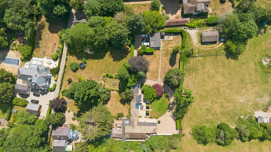 Nottingham Road, Chorleywood, WD3, photo 27