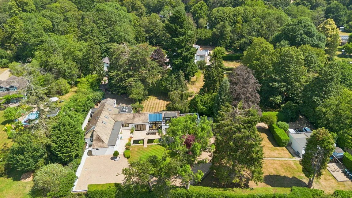 Nottingham Road, Chorleywood, WD3, photo 29