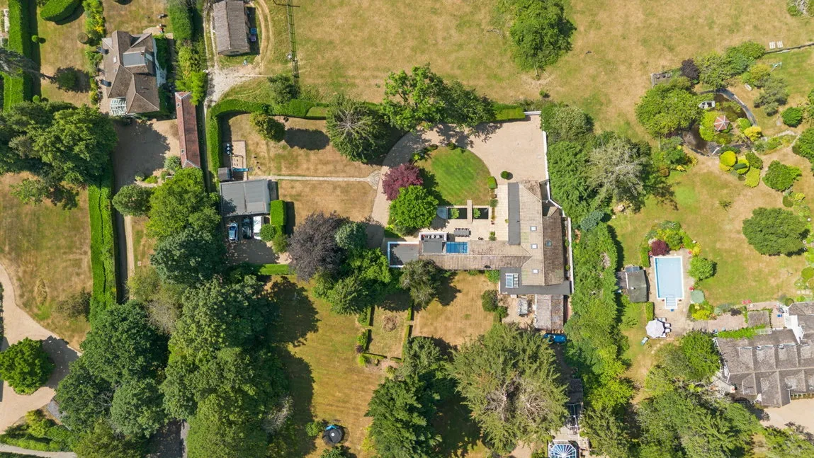 Nottingham Road, Chorleywood, WD3, photo 22