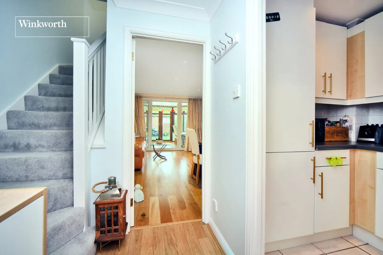 The Retreat, Cheam Common Road, Worcester Park, KT4, photo 8