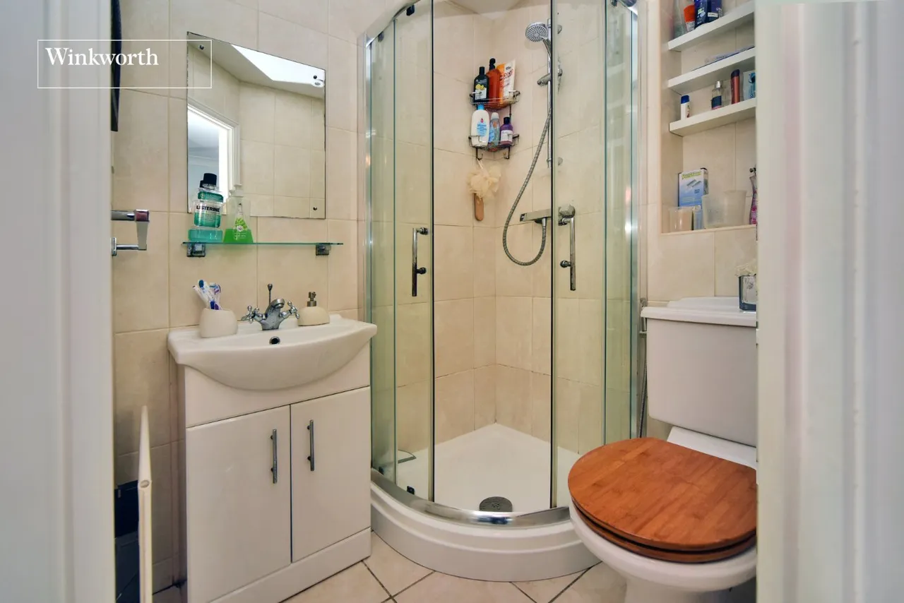 The Retreat, Cheam Common Road, Worcester Park, KT4, photo 12