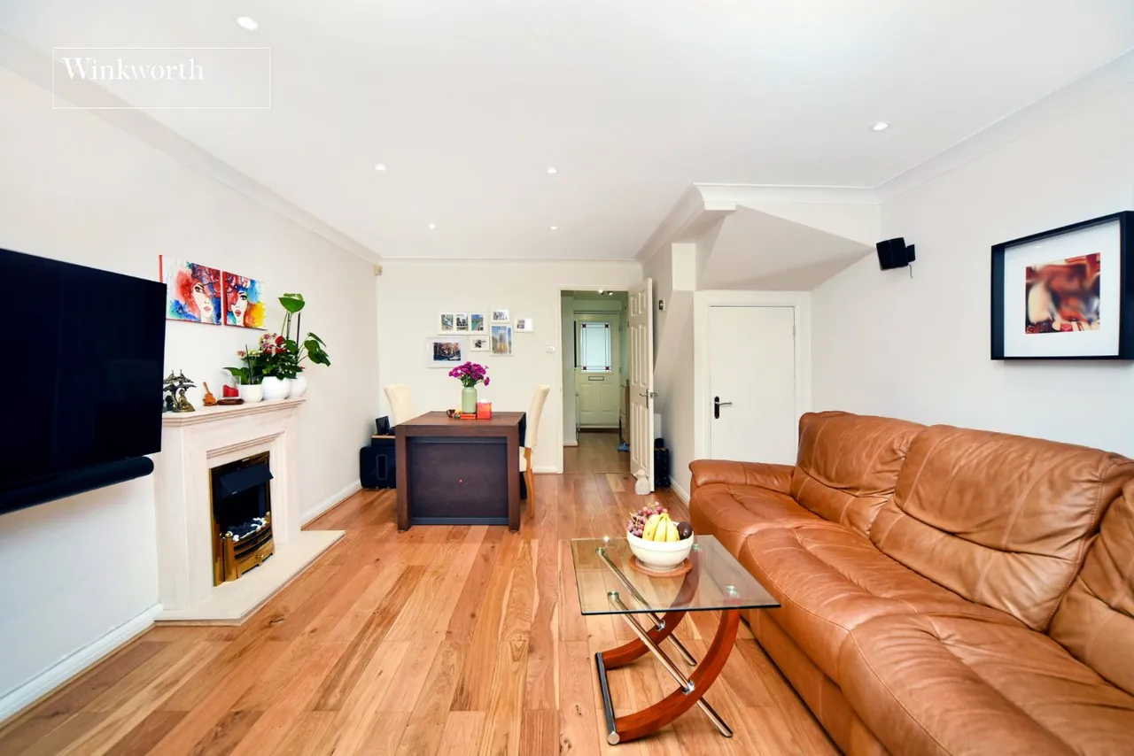 The Retreat, Cheam Common Road, Worcester Park, KT4, photo 2