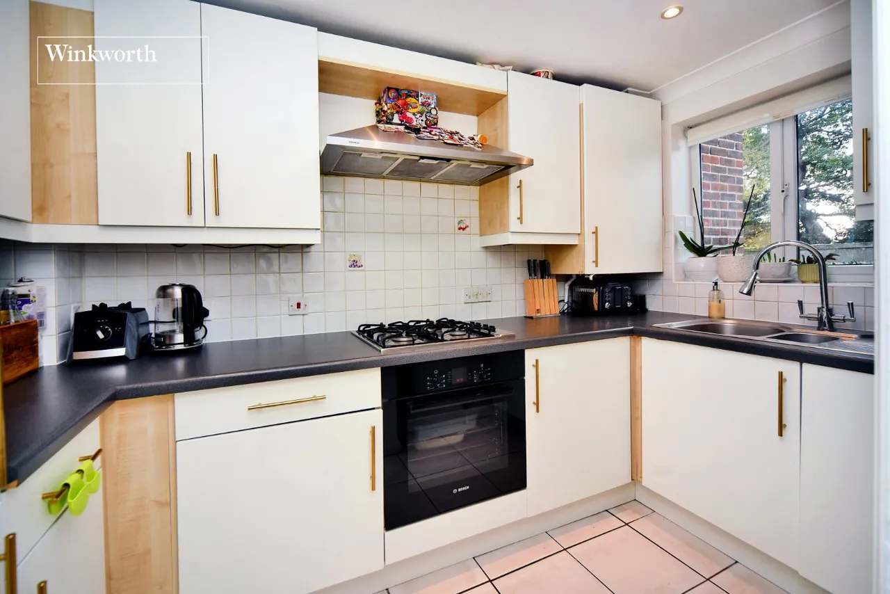 The Retreat, Cheam Common Road, Worcester Park, KT4, photo 7