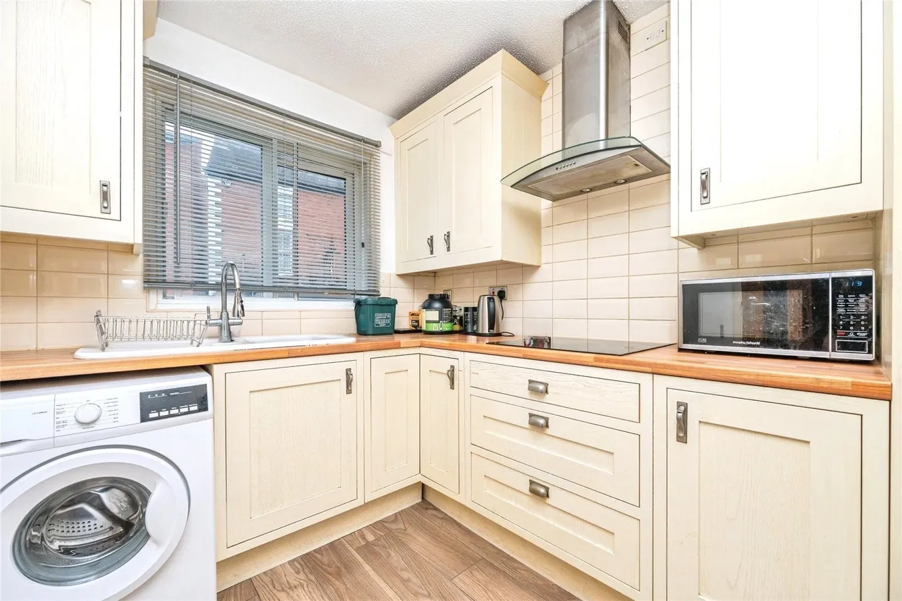 Victoria Mews, Saltisford, CV34, photo 5