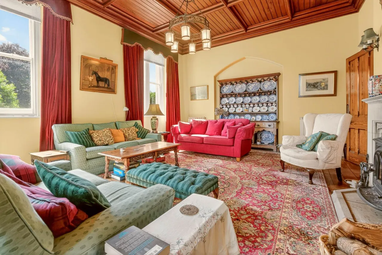 Glanolmarch Mansion, Llechryd, SA43, photo 24