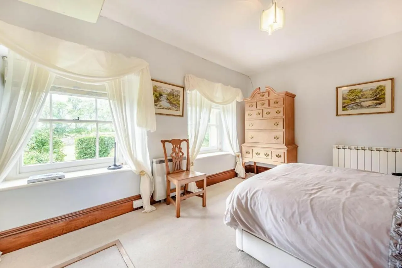 Glanolmarch Mansion, Llechryd, SA43, photo 64