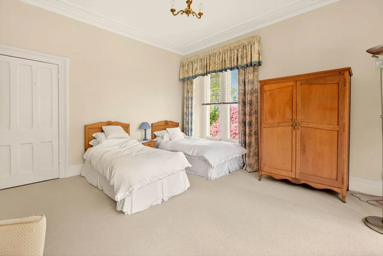 Glanolmarch Mansion, Llechryd, SA43, photo 54