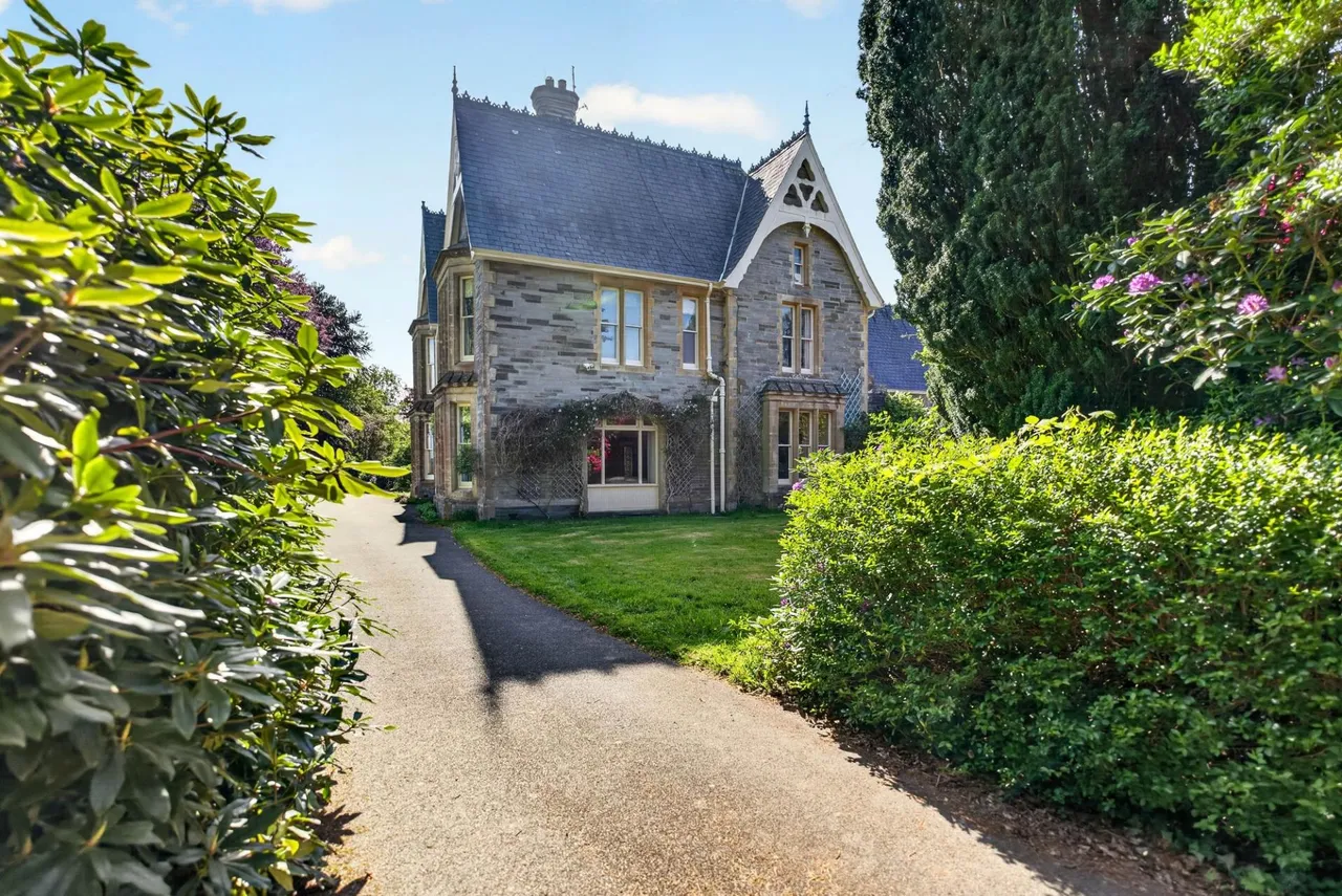 Glanolmarch Mansion, Llechryd, SA43, photo 114