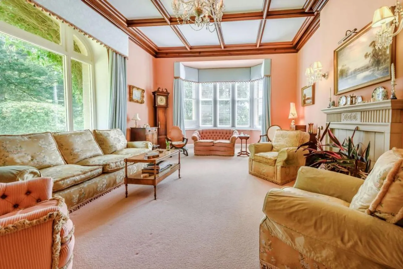 Glanolmarch Mansion, Llechryd, SA43, photo 20