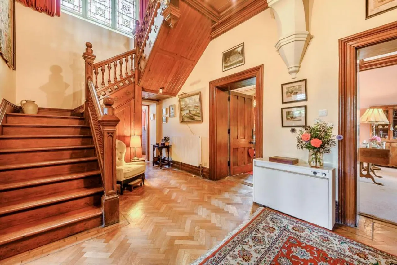 Glanolmarch Mansion, Llechryd, SA43, photo 17
