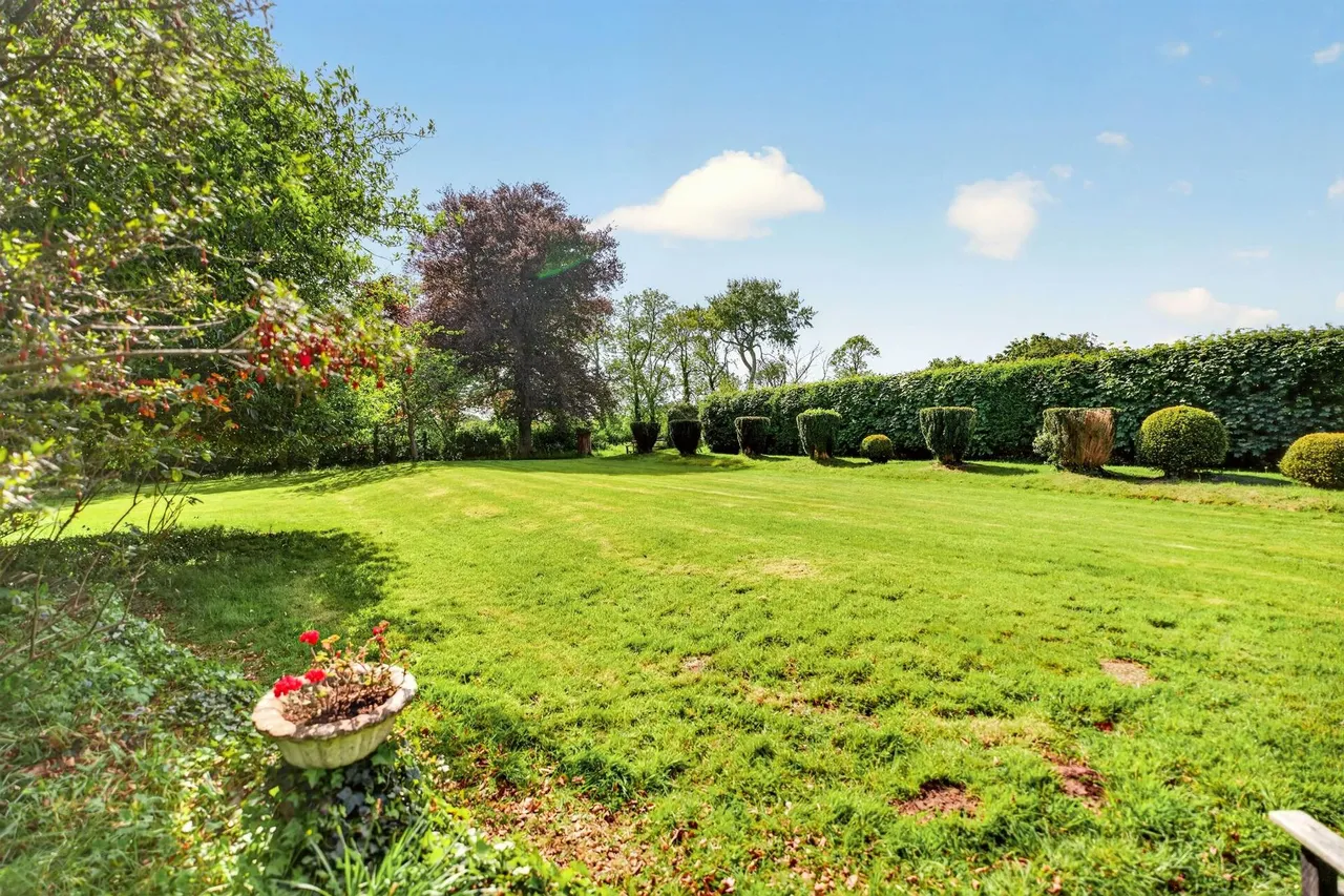 Glanolmarch Mansion, Llechryd, SA43, photo 86
