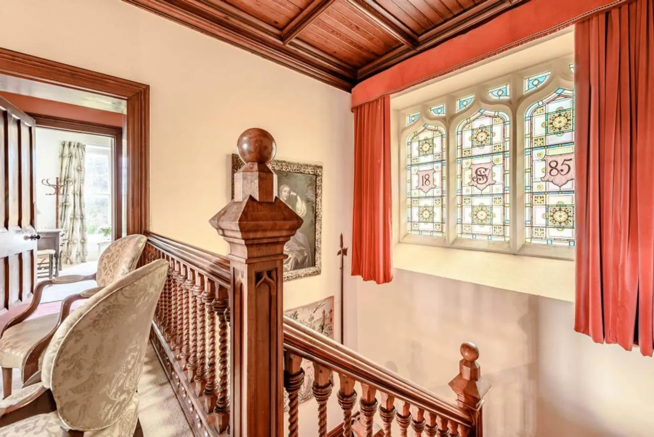 Glanolmarch Mansion, Llechryd, SA43, photo 44