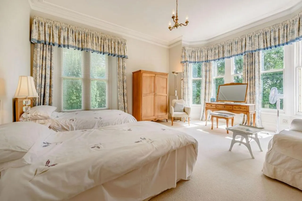 Glanolmarch Mansion, Llechryd, SA43, photo 53
