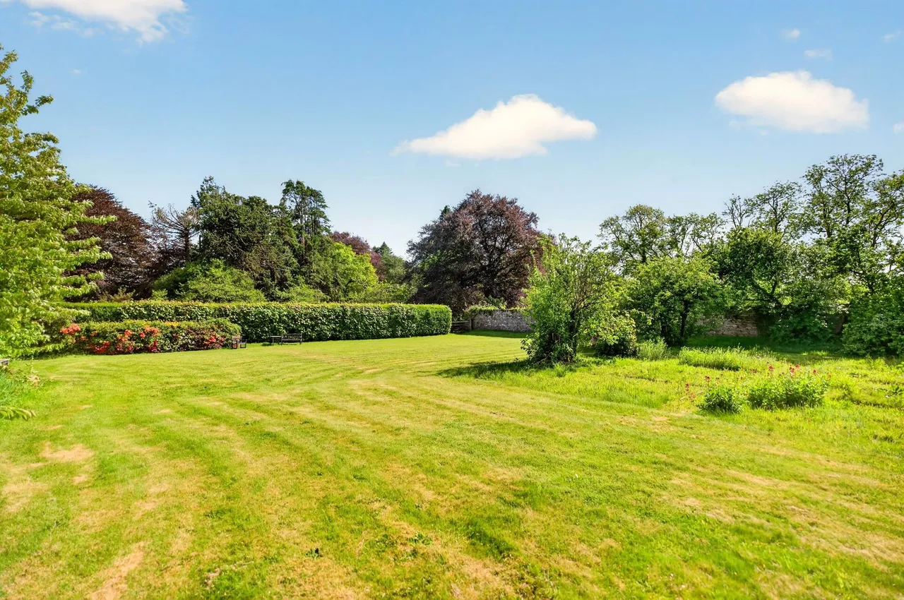 Glanolmarch Mansion, Llechryd, SA43, photo 90