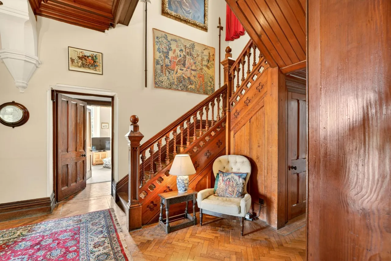 Glanolmarch Mansion, Llechryd, SA43, photo 13