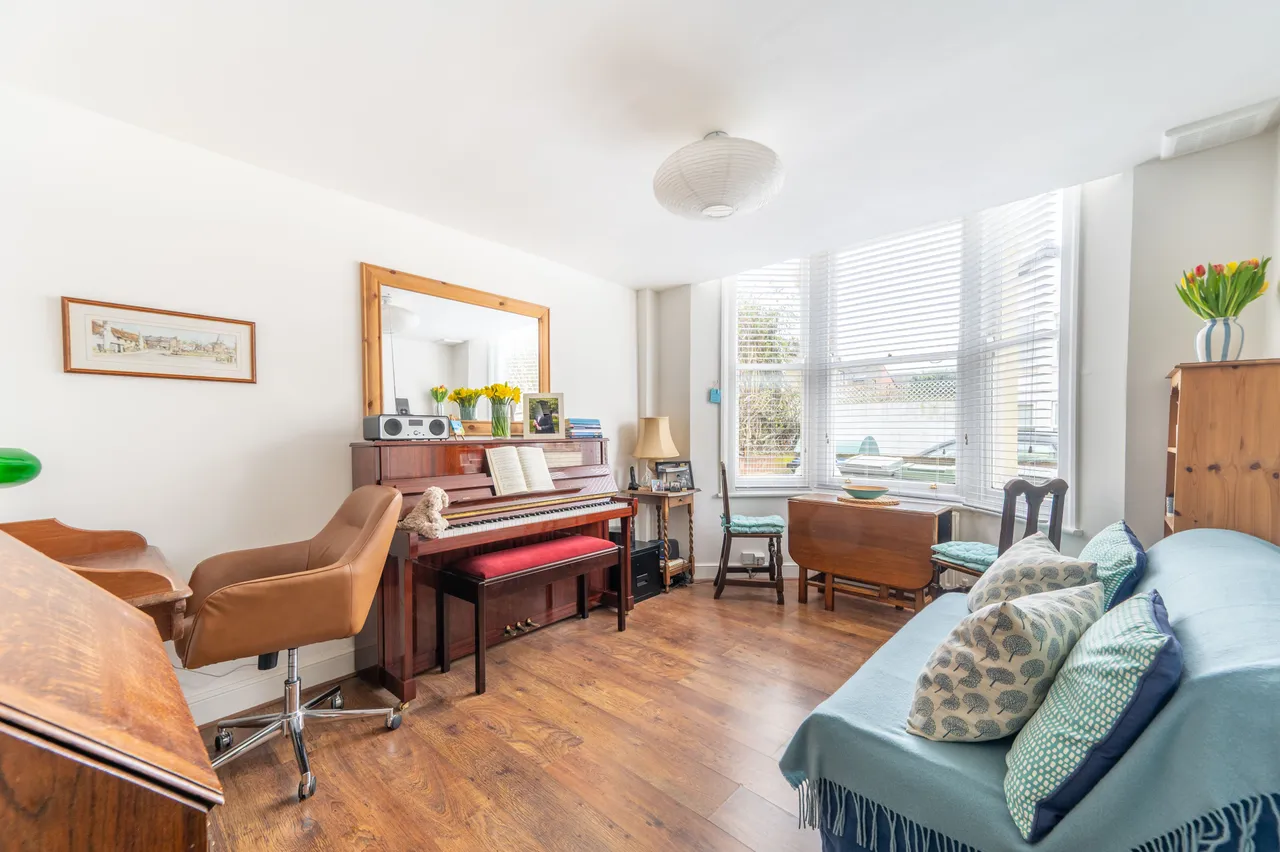 1 bed flat for sale — 2a Windsor Road, London