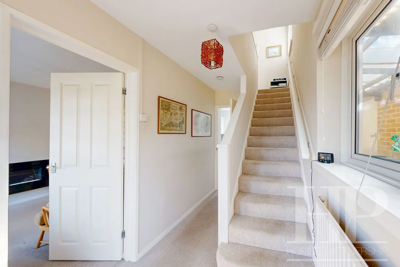 Broomdashers Road, Crawley, RH10, photo 10