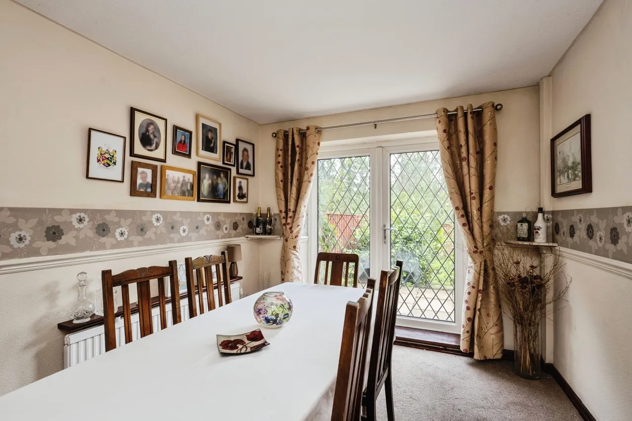 Taliesin Place, Loughor, SA4, photo 3