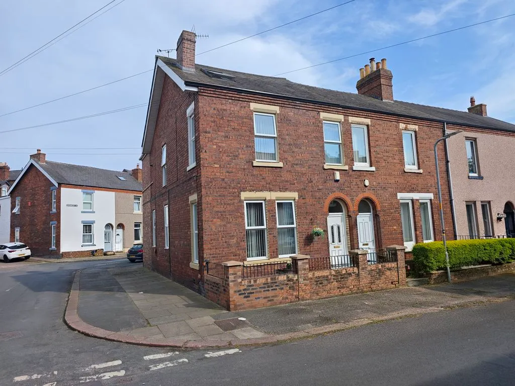 4 bed house for sale — Harraby Green Road, Carlisle CA1 2QA