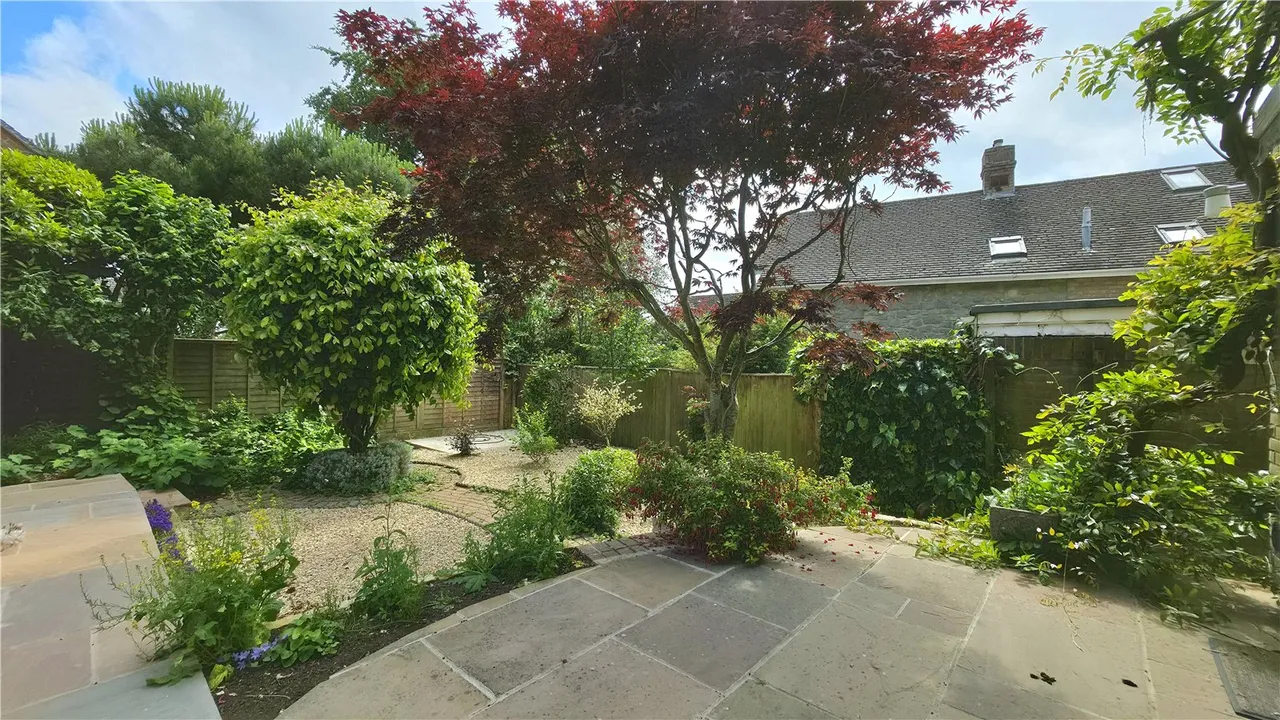 Barton Hill, Shaftesbury, Dorset, SP7 8DQ, photo 3