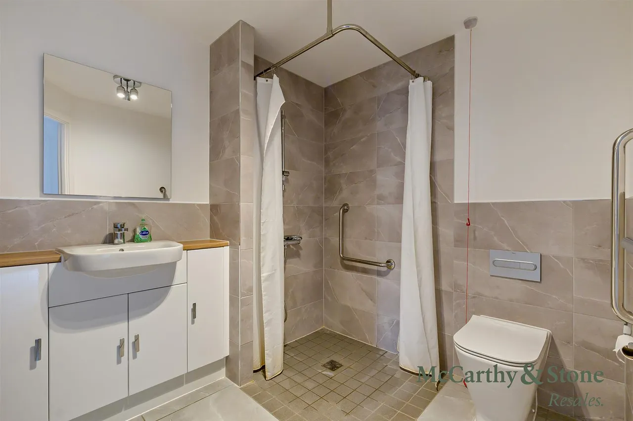 Off the Gosford Road, Beccles, NR34, photo 7